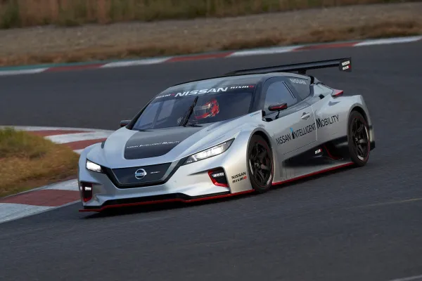 Nissan lève le voile sur la Nouvelle Leaf Nismo RC, puissante de 340ch