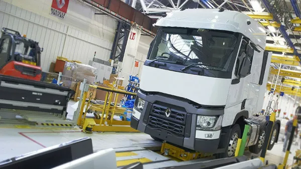 Le premier Renault Trucks C 6X2 assemblé en Algérie sortira le 15 mars prochain