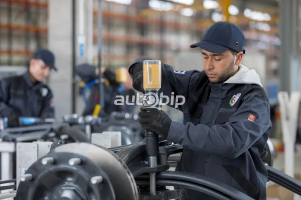 Le Groupe Volvo et la SPA SOPROVI ont organisé une convention de la sous- traitance à Alger