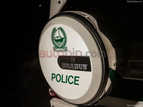 شرطة دبي: دوريات بـ Classe G المعدلة من Brabus