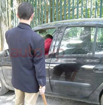 مواقف السيارات غير القانونية في الجزائر العاصمة