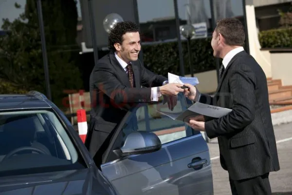 معارض السيارات : تعدّيات على حقوق المستهلك عند شراء سيارة جديدة