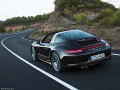 Porsche 911 Targa الجديدة