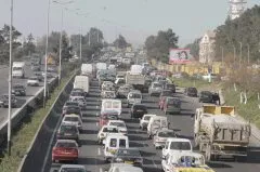 إعادة تنظيم قطاع النقل قريبا