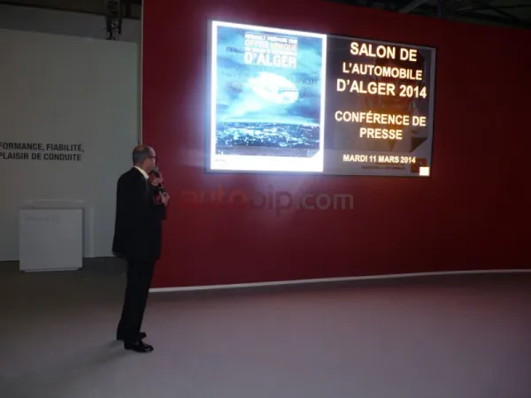 Renault : العرض الأول