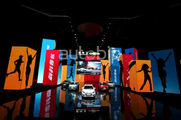 GM dévoile la nouvelle CRUZE en Chine