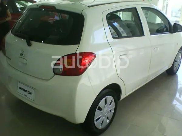 Nouvelle Série limitée Mitsubishi Mirage Connect Edition en Algérie