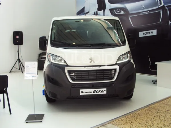 المعرض الدولي للمركبات الصناعية و النفعية 2014 : Peugeot الجزائر تحقق  المركز الثالث في مجال السيارات النفعية