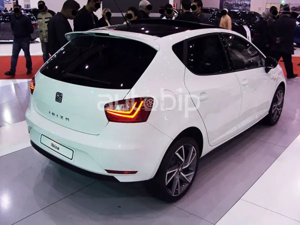 Autowest 2014 : مقارنة بين Polo Match II و Ibiza Black Line