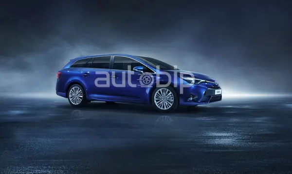 Toyota تكشف عن Avensis المحسنة في معرض جنيف