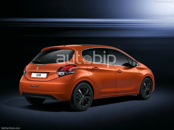 Peugeot 208 المحسنة في جنيف