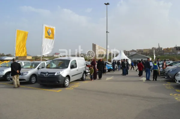 صالون السيارات الجزائر 2015/ رونو: بيع سيارات مستعملة في أرديس