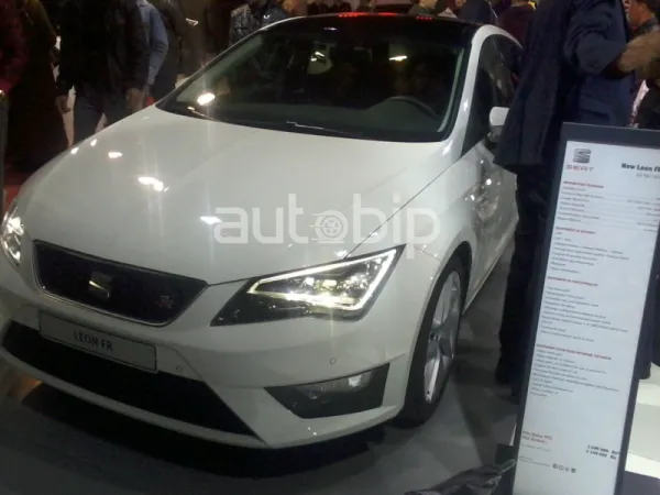 صالون السيارات الجزائر 2015/ سيات: ليون أف أر+ تخفض إلى 2.599.000 دج