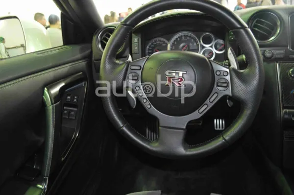 صالون السيارات الجزائر 2015/ نيسان: GT-R Track Pack