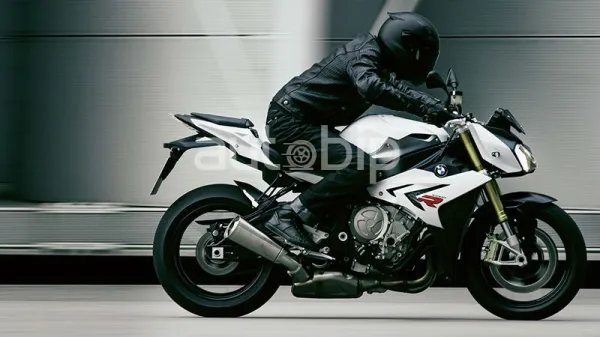 الجزائر موتورز: BMW S 1000 R الجديدة هنا