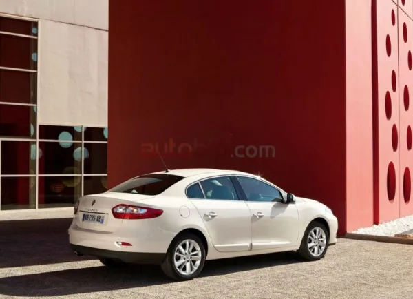 Salon de Genève 2013 : Renault Fluence 2013