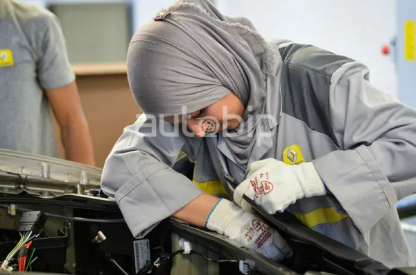L’inauguration de l’usine Renault d’Oran : naissance d’une industrie automobile algérienne