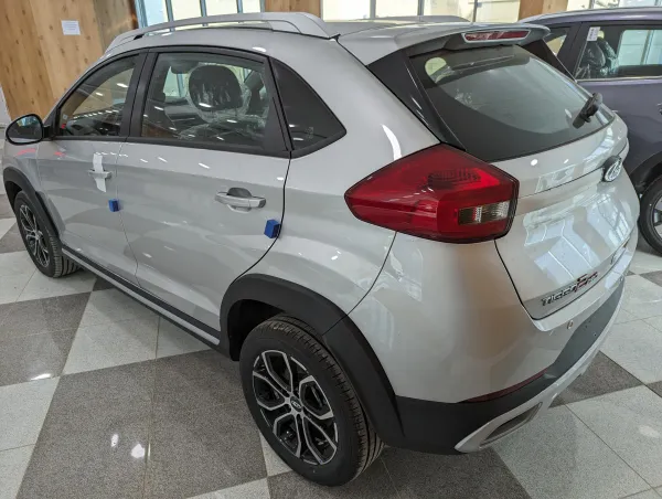 Chery Tiggo 2 pro Luxury 1.5 ess 108ch CVT (Automatique)