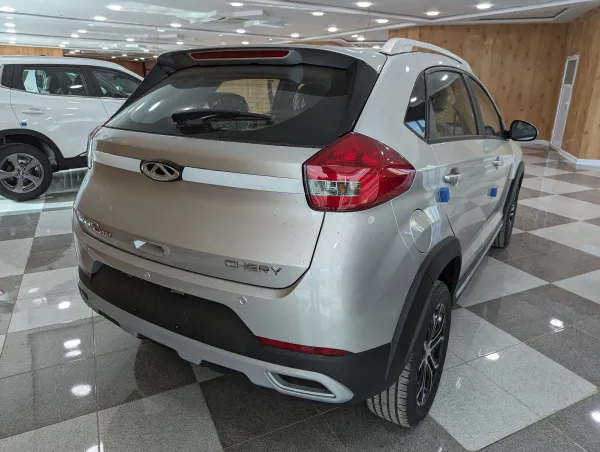 Chery Tiggo 2 pro Luxury 1.5 ess 108ch CVT (Automatique)