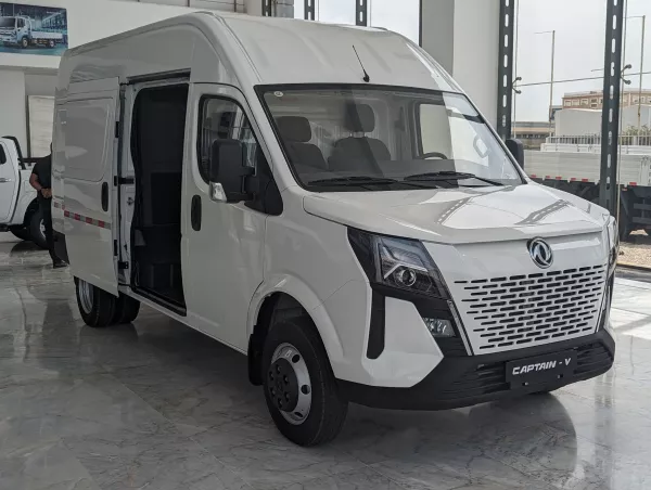 Dongfeng Captain V Fourgon L3 2.3L 142Ch